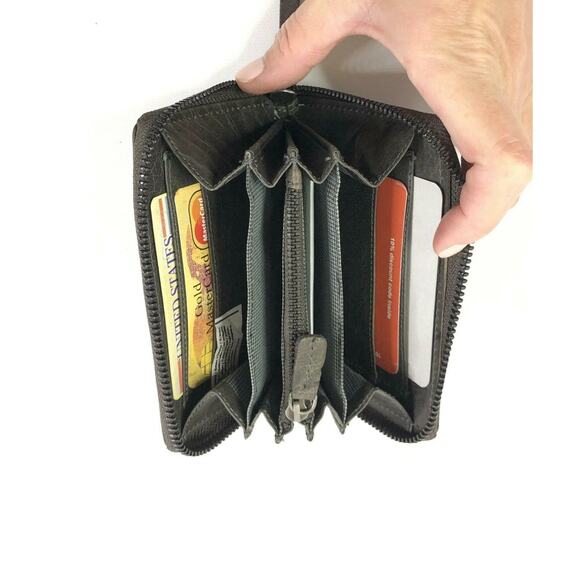 Spikes & Sparrow Gray Leather Avery Accordion Zip Wallet RFID Protected New - Picture 8 of 11